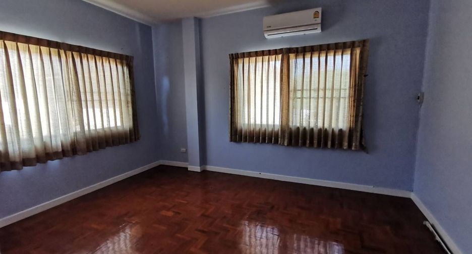 À louer 3 chambres maison à Mueang Chiang Mai, Chiang Mai