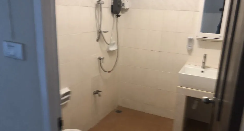 For rent 2 bedrooms townhouse in Mueang Chiang Mai, Chiang Mai