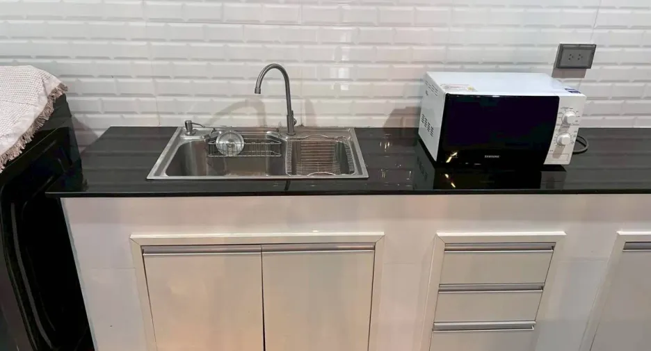 For rent 4 bedrooms townhouse in Saraphi, Chiang Mai
