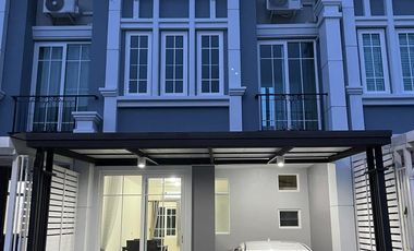 For rent 2 bedrooms townhouse in Mueang Chiang Mai, Chiang Mai