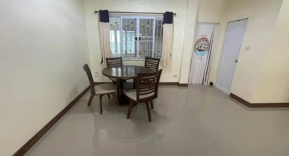 For rent 2 bedrooms house in Mueang Chiang Mai, Chiang Mai