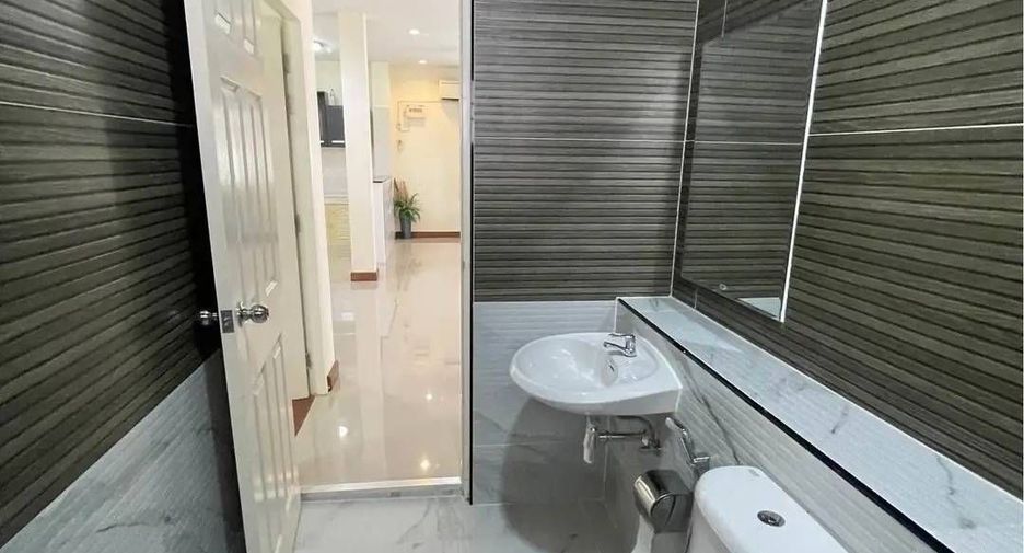 For rent 2 bedrooms house in Mueang Chiang Mai, Chiang Mai