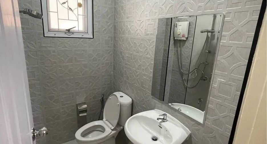 For rent 2 bedrooms house in Mueang Chiang Mai, Chiang Mai