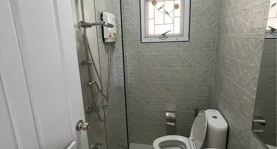 For rent 2 bedrooms house in Mueang Chiang Mai, Chiang Mai