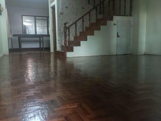 For rent 6 bedrooms townhouse in Mueang Chiang Mai, Chiang Mai