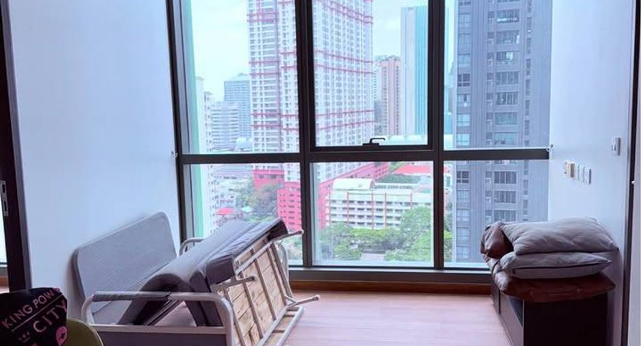 For sale 1 bed condo in Pathum Wan, Bangkok
