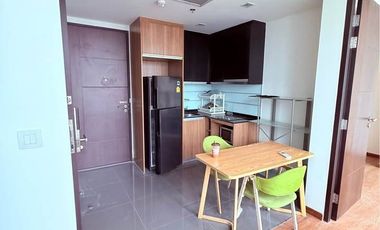 For sale 1 bed condo in Pathum Wan, Bangkok