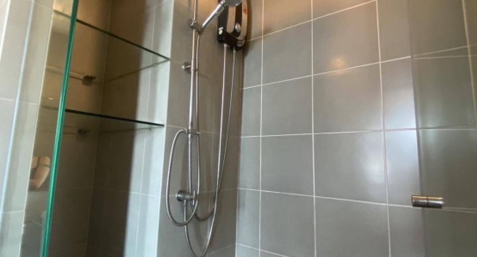 Condo en venta de 2 habitaciones en Bang Na, Bangkok