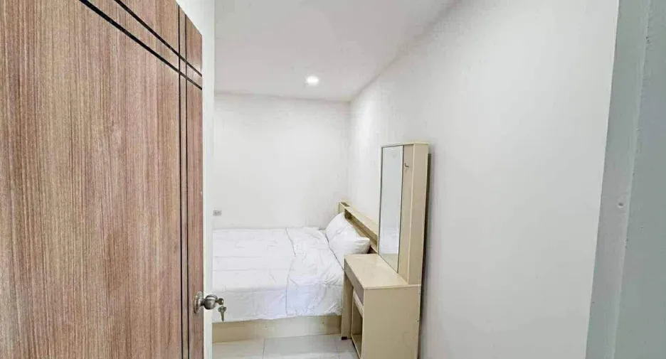 Condo en alquiler de 2 habitaciones en Mueang Chiang Mai, Chiang Mai
