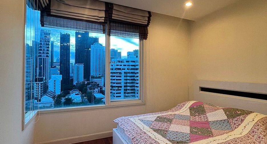 For sale 2 bedrooms condo in Watthana, Bangkok