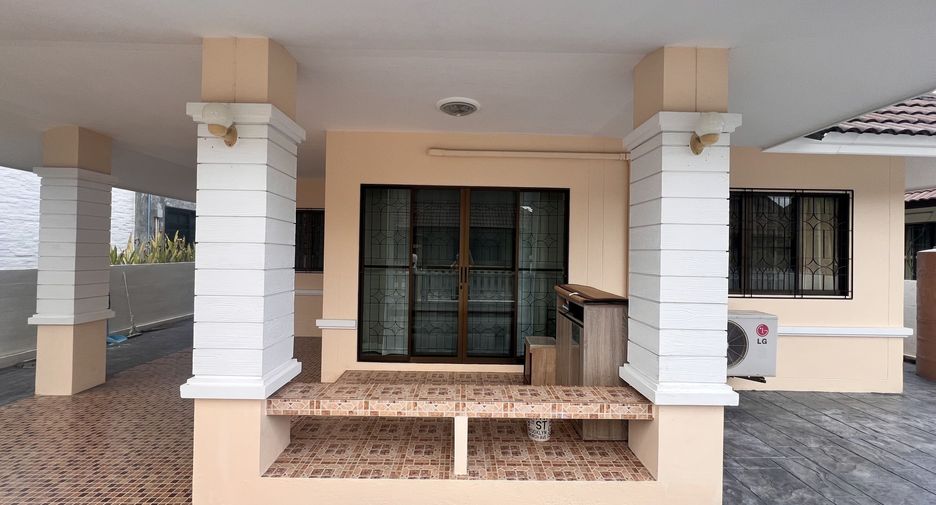 À louer 3 chambres maison à Mueang Chiang Mai, Chiang Mai