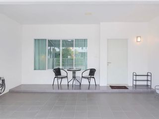 For rent 3 bedrooms townhouse in Mueang Chiang Mai, Chiang Mai