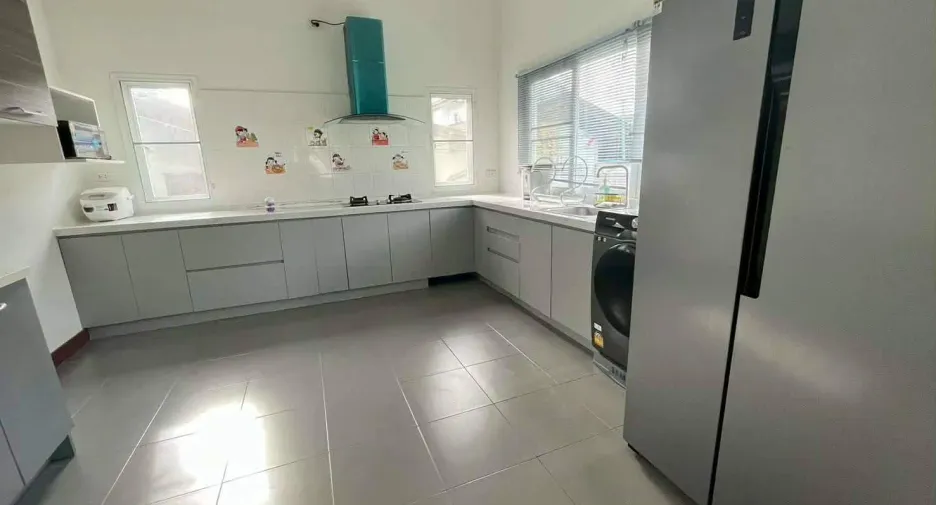 For rent 3 bedrooms house in Saraphi, Chiang Mai