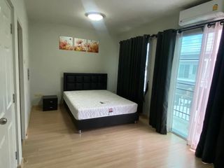 Reihenhaus zur Miete mit 3 Zimmer in Saraphi, Chiang Mai