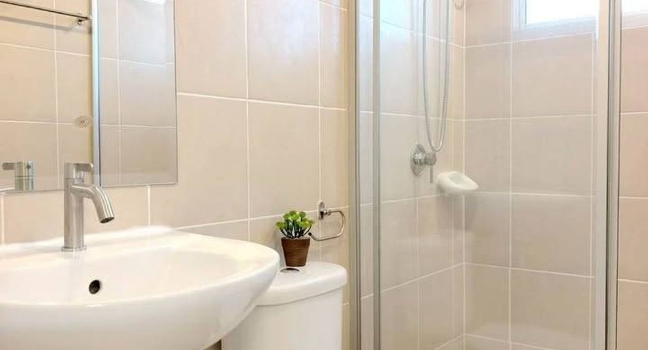 For sale 1 bed condo in Bangkok Yai, Bangkok