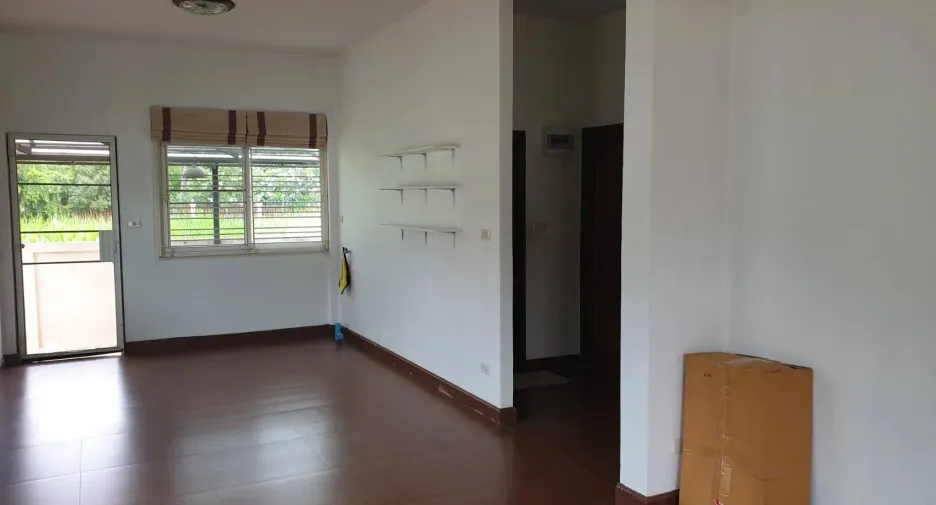 À louer 2 chambres maison à Hang Dong, Chiang Mai