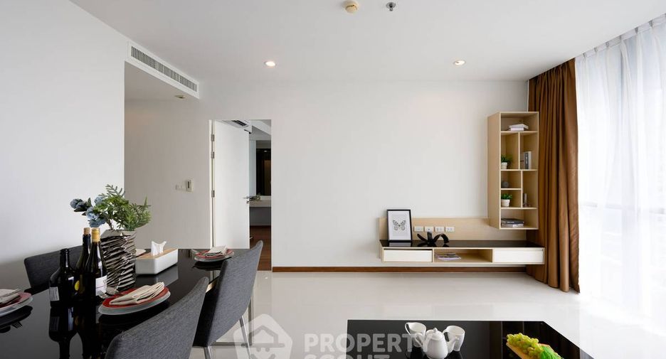 À vendre 2 chambres condo à Watthana, Bangkok