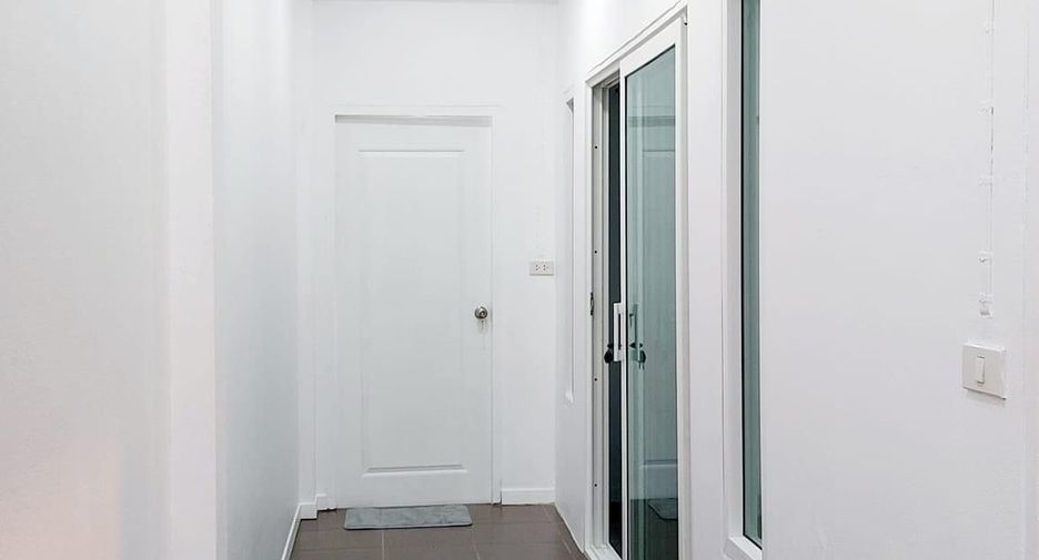 For rent 3 ベッドルーム townhouse in Mueang Chiang Mai, Chiang Mai