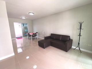 For rent 3 bedrooms townhouse in Saraphi, Chiang Mai