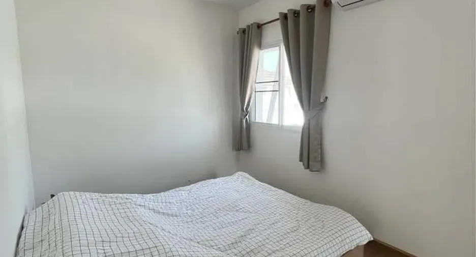 Casa adosada en alquiler de 3 habitaciones en Mueang Chiang Mai, Chiang Mai