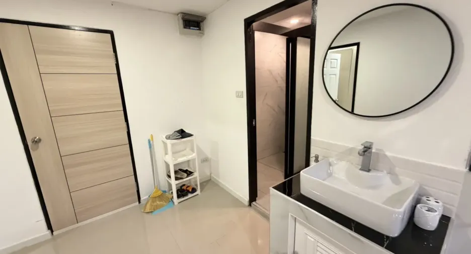 Condo en alquiler de 2 habitaciones en Mueang Chiang Mai, Chiang Mai