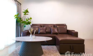 For rent 2 bedrooms townhouse in Mueang Chiang Mai, Chiang Mai