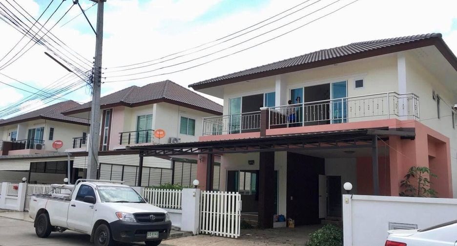 For rent 3 bedrooms house in Mueang Chiang Mai, Chiang Mai