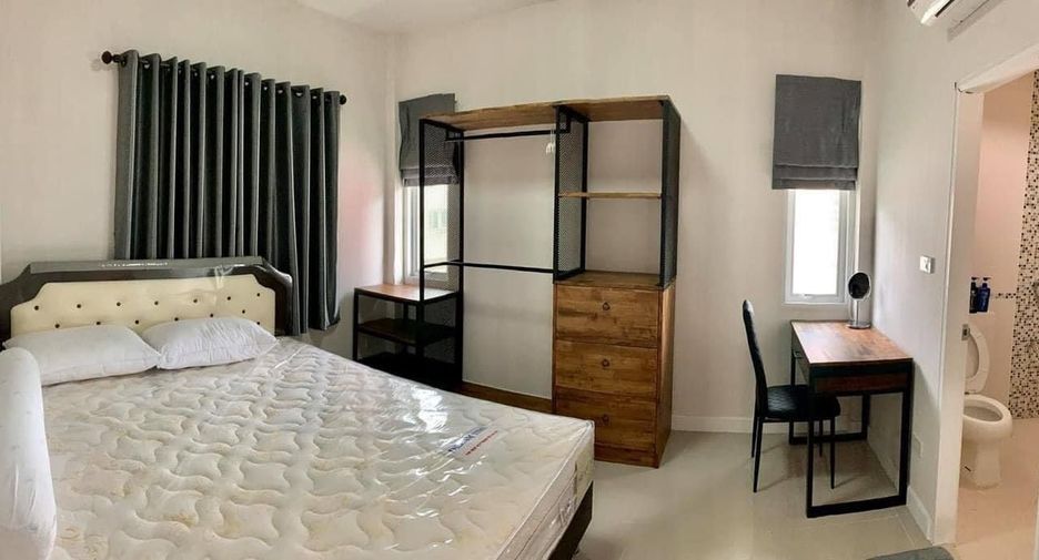 For rent 3 bedrooms house in Mueang Chiang Mai, Chiang Mai