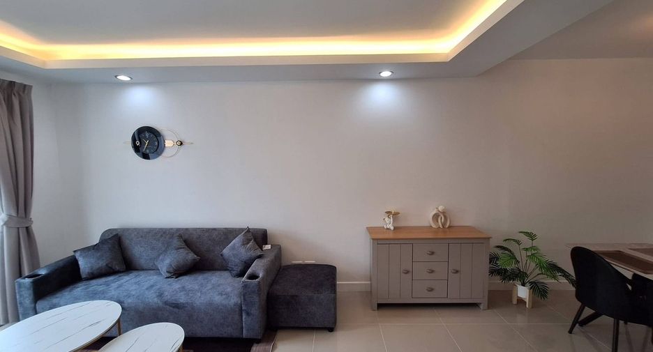 For rent 3 bedrooms townhouse in Mueang Chiang Mai, Chiang Mai