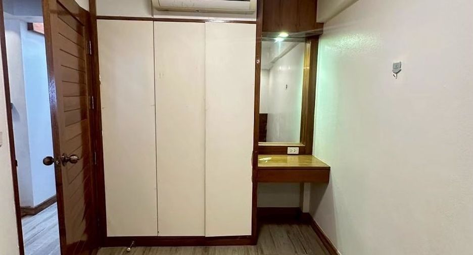 出租 2 卧室 联排别墅 在 Mueang Chiang Mai, Chiang Mai