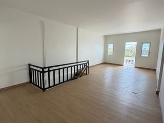 For rent studio townhouse in San Kamphaeng, Chiang Mai