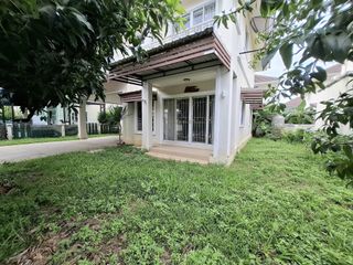 For rent 5 bedrooms house in San Kamphaeng, Chiang Mai