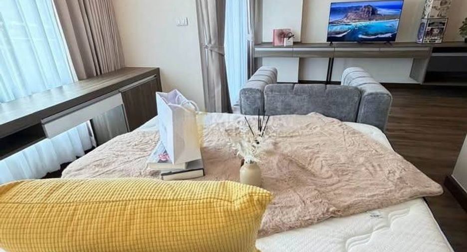For sale 1 bed condo in Bangkok Noi, Bangkok