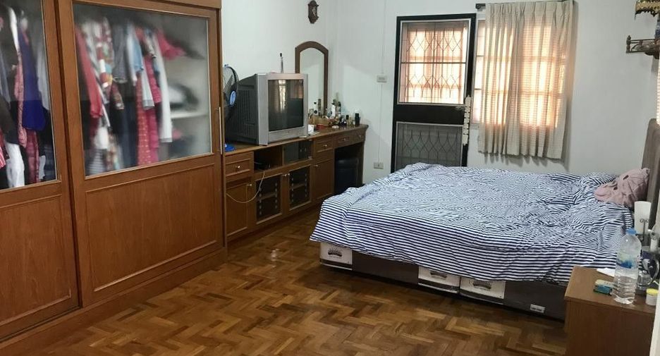 For rent 3 bedrooms house in San Sai, Chiang Mai
