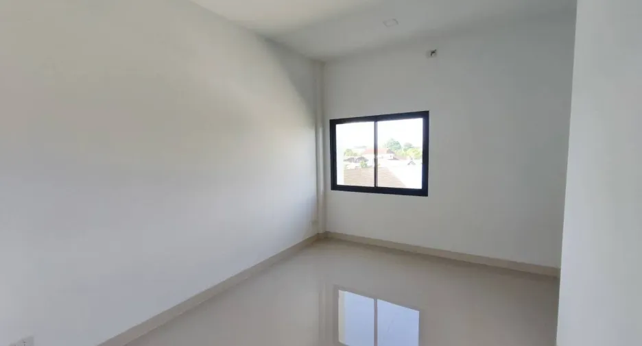Haus zur Miete mit 3 Zimmer in Saraphi, Chiang Mai