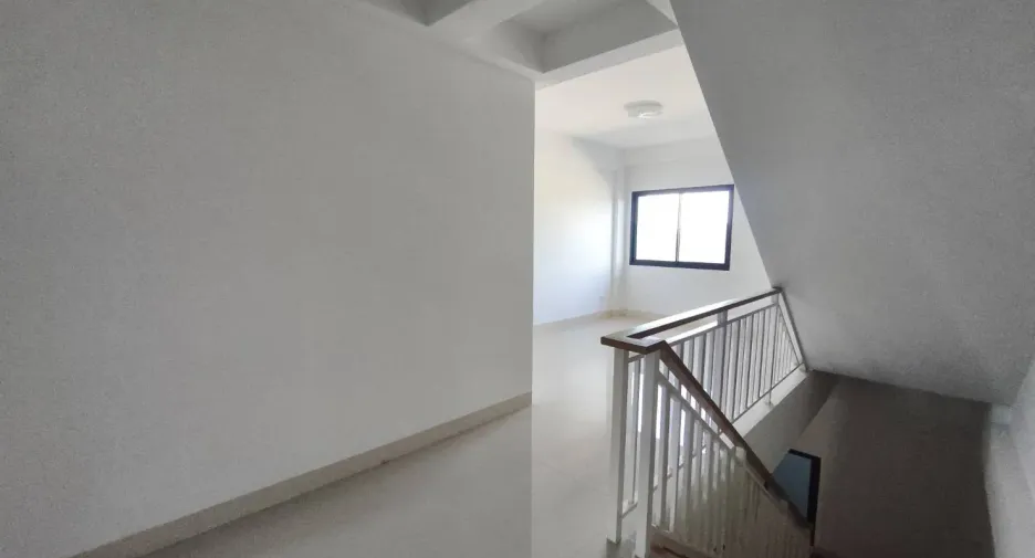 Haus zur Miete mit 3 Zimmer in Saraphi, Chiang Mai