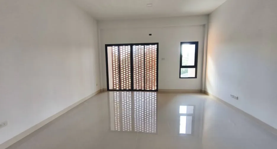 Haus zur Miete mit 3 Zimmer in Saraphi, Chiang Mai