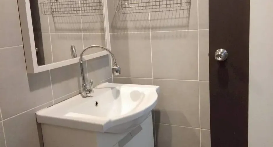 For rent 3 bedrooms townhouse in Mueang Chiang Mai, Chiang Mai