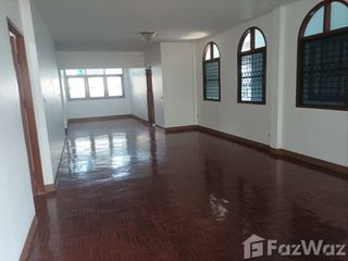 For rent 4 bedrooms house in Mueang Chiang Mai, Chiang Mai