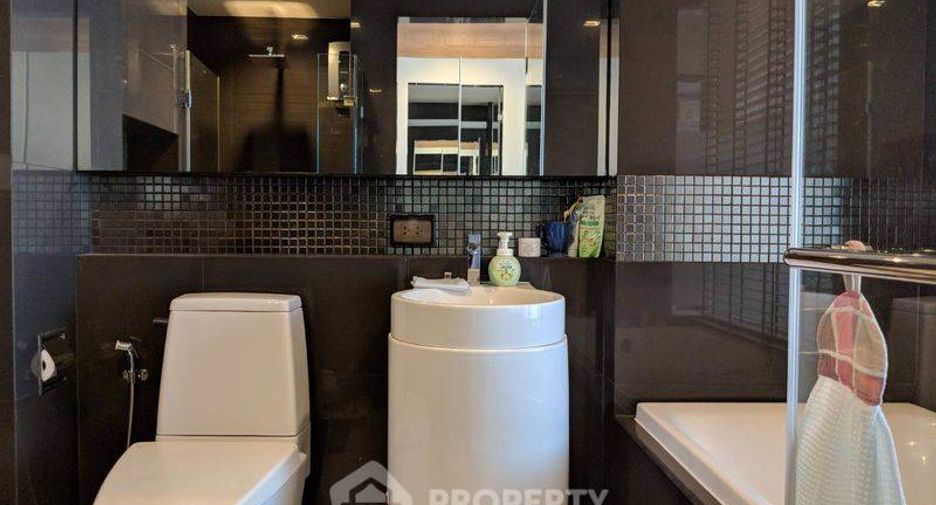 Condo en alquiler y en venta de 2 habitaciones en Sathon, Bangkok