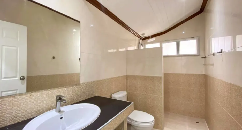 For rent 3 bedrooms house in Mae Rim, Chiang Mai