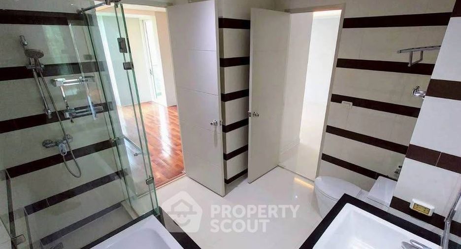 For sale 1 bed apartment in Watthana, Bangkok