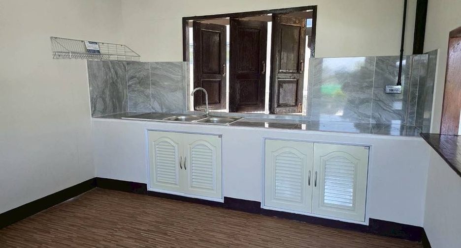 For rent retail Space in San Kamphaeng, Chiang Mai