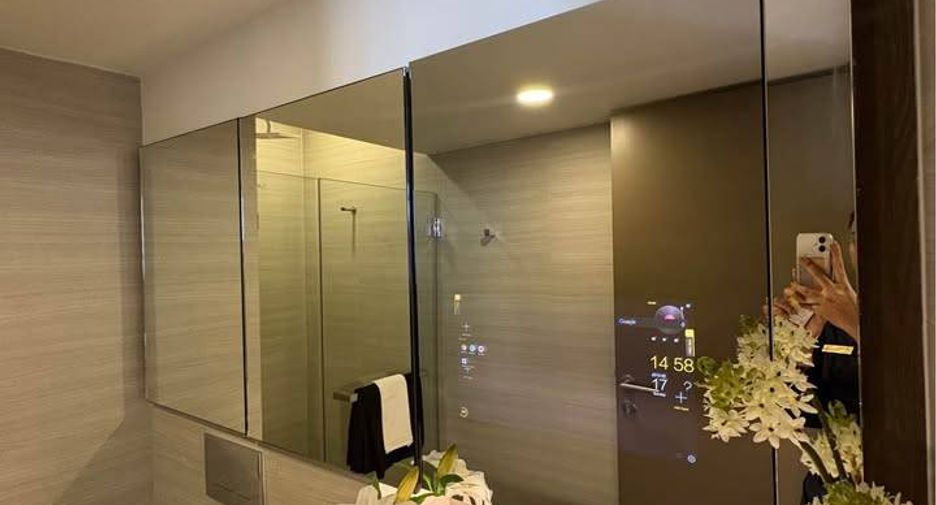 For rent and for sale 2 bedrooms condo in Watthana, Bangkok