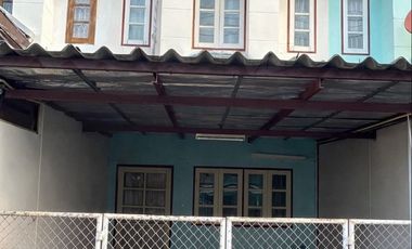 For sale 2 bedrooms townhouse in Mueang Chiang Mai, Chiang Mai