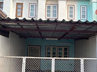 For sale 2 bedrooms townhouse in Mueang Chiang Mai, Chiang Mai