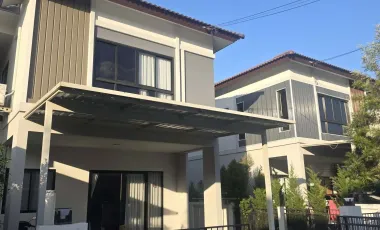 À louer 4 chambres maison à Saraphi, Chiang Mai