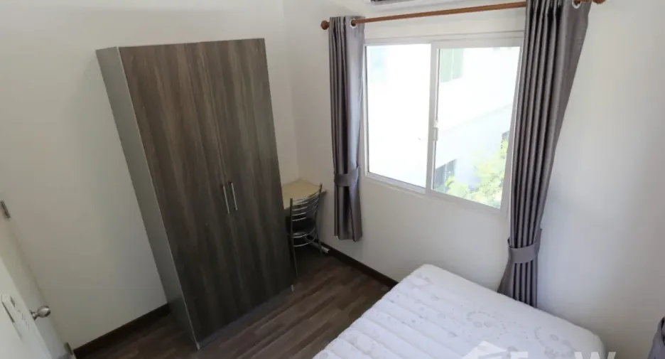 For rent 3 bedrooms townhouse in Mueang Chiang Mai, Chiang Mai