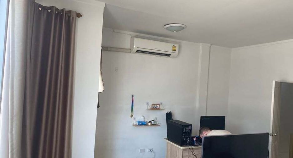 Reihenhaus zur Miete mit 3 Zimmer in Saraphi, Chiang Mai