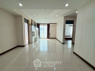 For sale 2 bedrooms condo in Ratchathewi, Bangkok